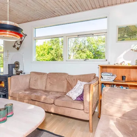 Two-bedroom In Roslev 2 Flovtrup