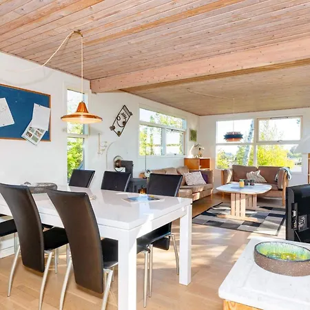 Two-bedroom In Roslev 2