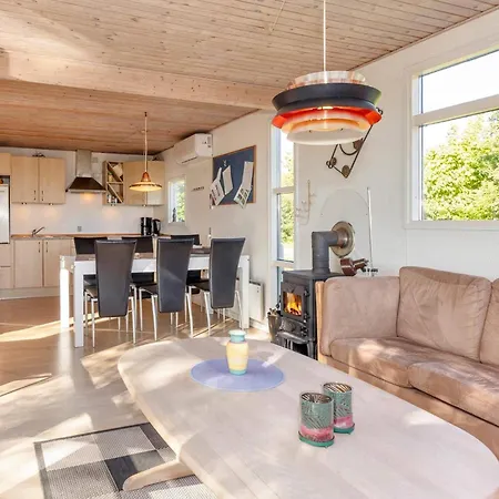 Vakantiehuis Two-bedroom In Roslev 2 *